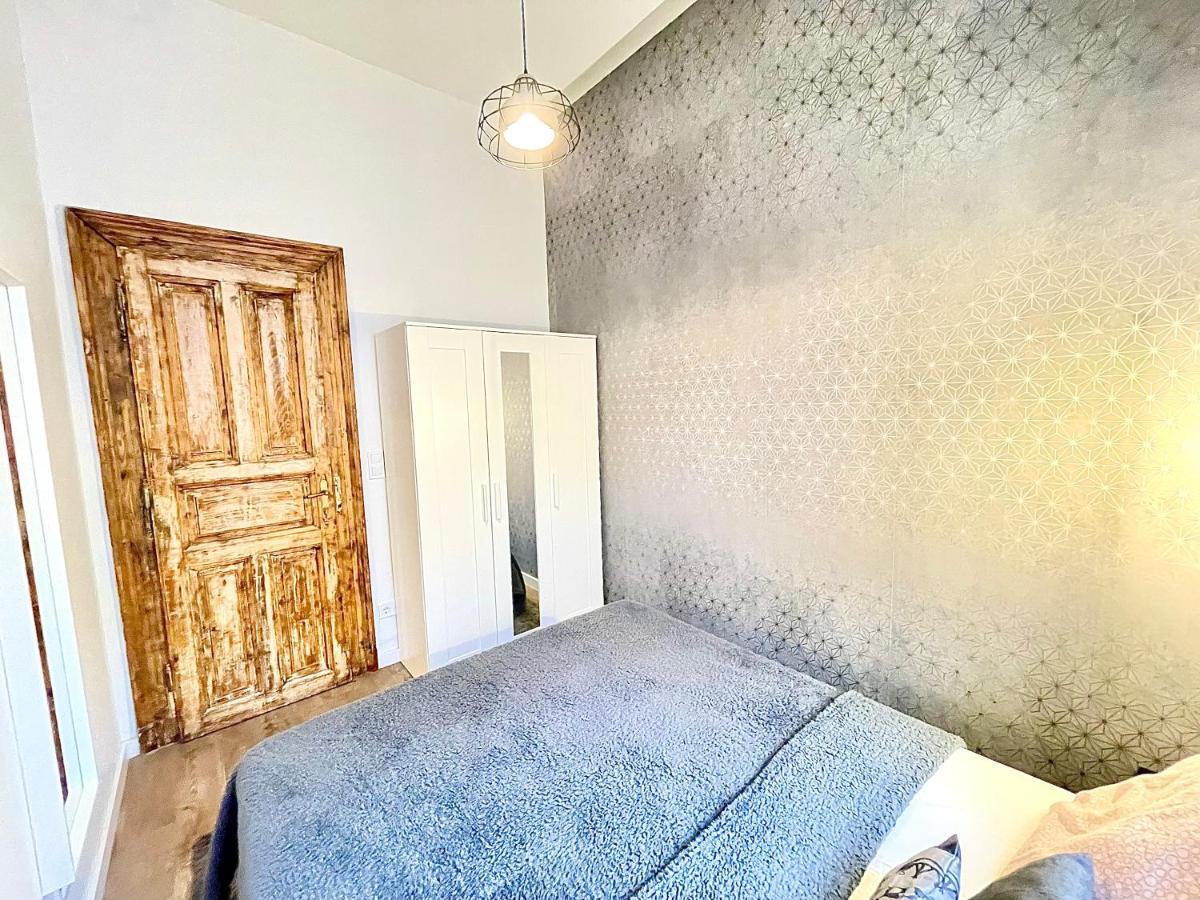 Dream Design Apartment - 3 Bedrooms & Finn Sauna บูดาเปสต์ ภายนอก รูปภาพ