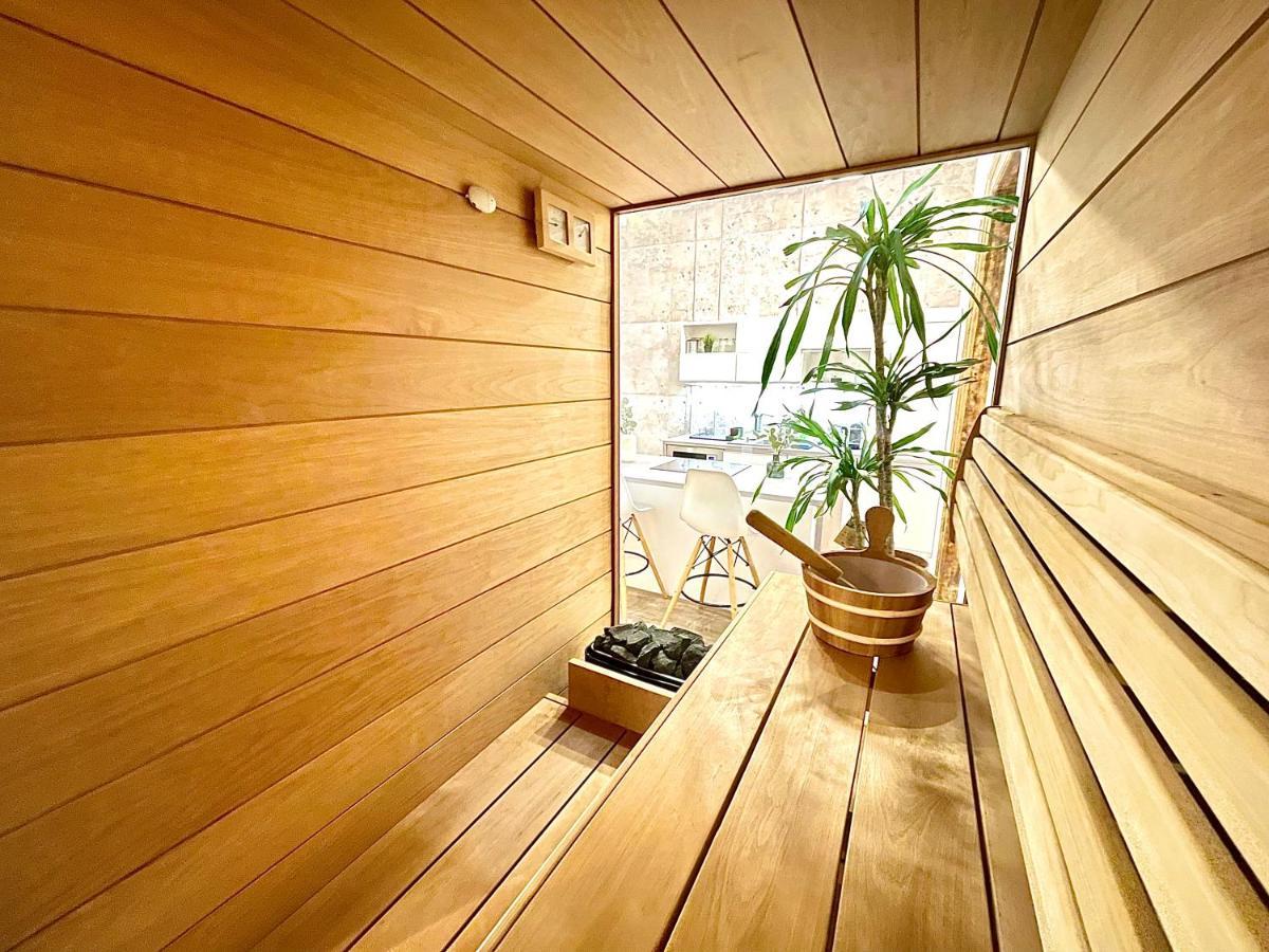 Dream Design Apartment - 3 Bedrooms & Finn Sauna บูดาเปสต์ ภายนอก รูปภาพ